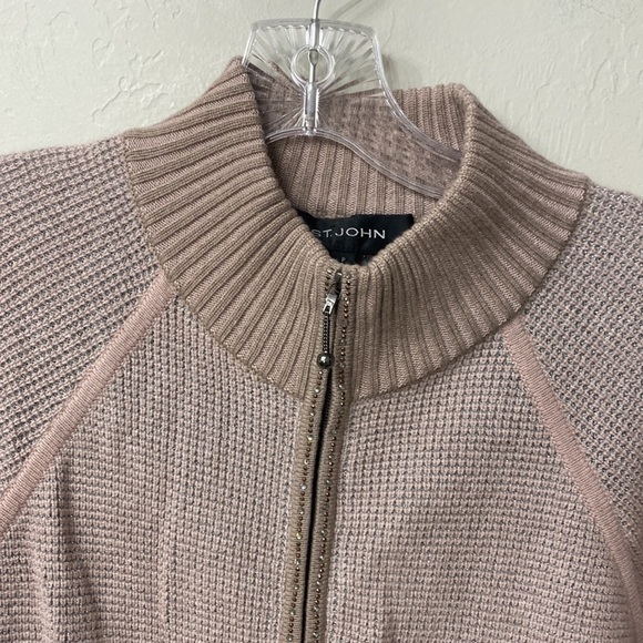 St.John pink sparkle waffle knit bomber jacket size P - Picture 13 of 16